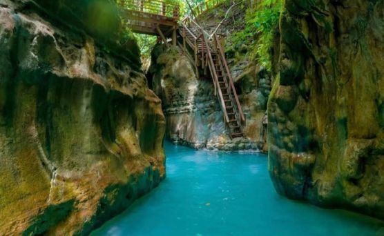 Los 7 Charcos Waterfall Damajagua